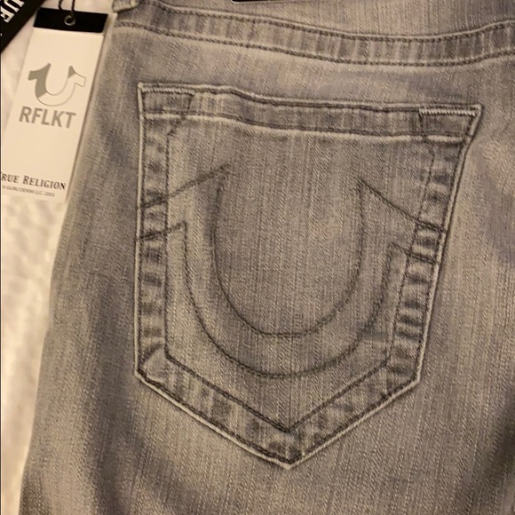 True Religion Rocco Relaxed No Flap Skinny Jeans - Picture 13 of 16